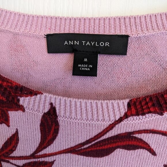 Ann Taylor 100% Cotton Pink and Red Floral Sweater - So Soft - Size Medium - Picture 2 of 5